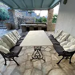 بيت للعطل Bayhouse Vourkárion